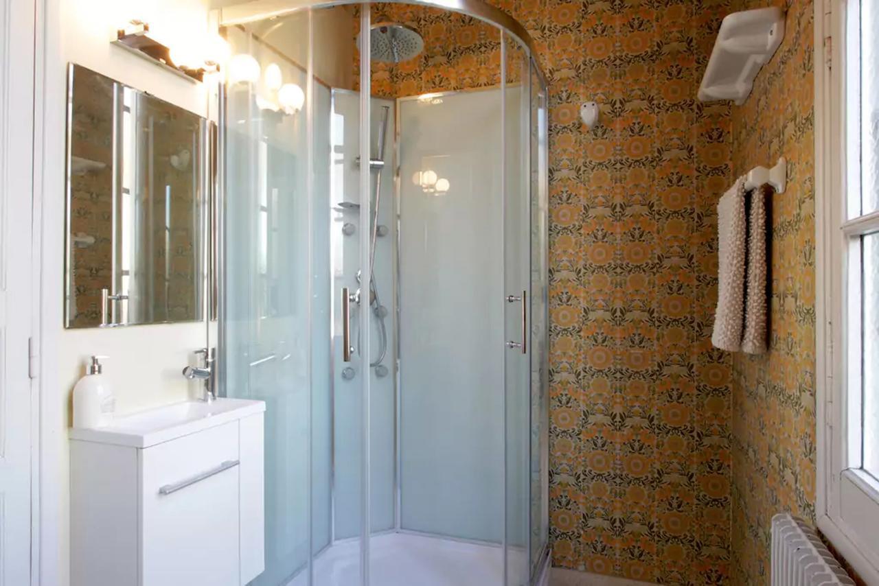 Maison De Maitre A Bram # Jacuzzi Bagian luar foto